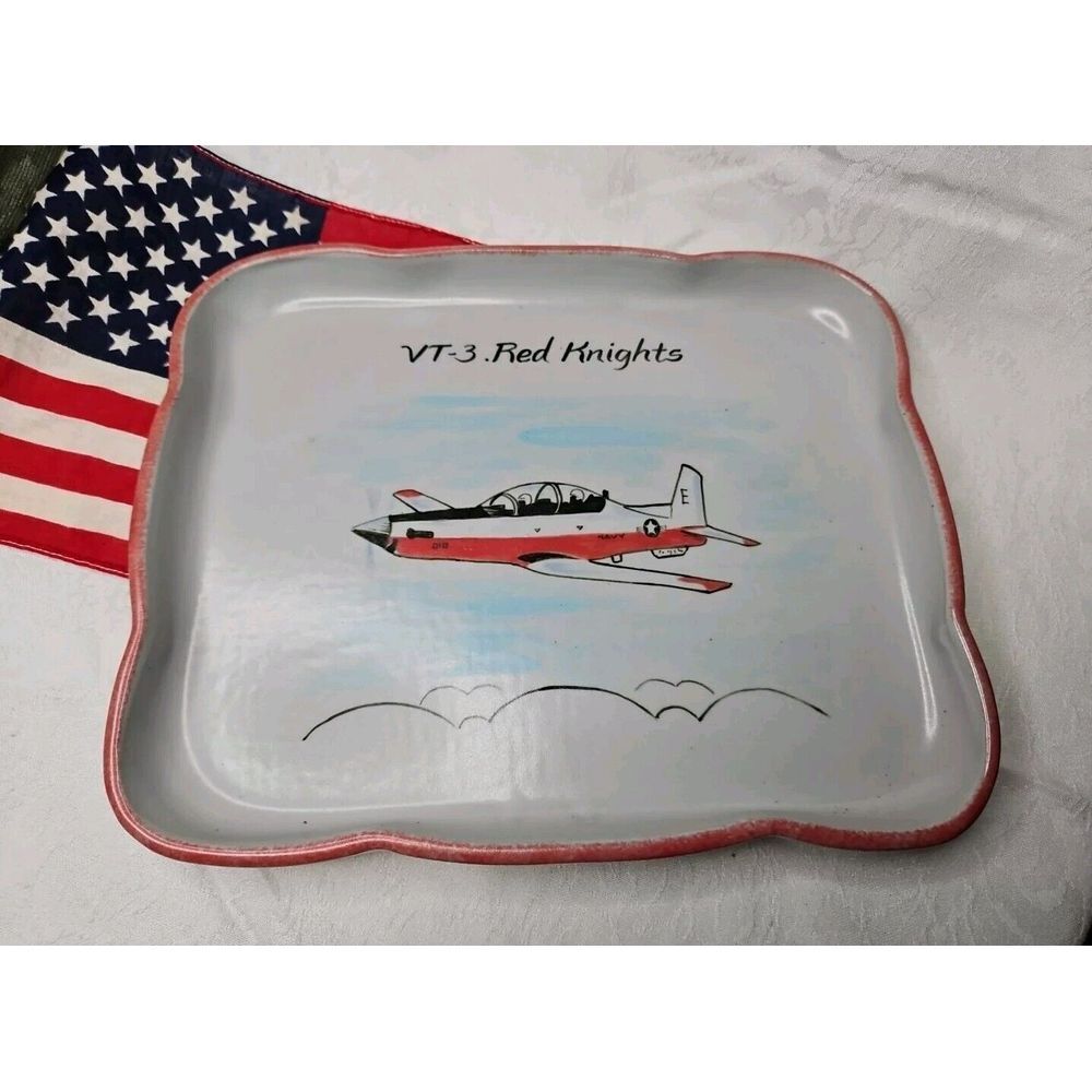 VT-3 RED KNIGHTS U.S. NAVY Naval Aviator Training Squadron Tray Art Pottery‎ - Picture 2 of 12